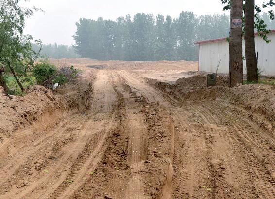 郑州一区域空气污染严重 开云电子球赛中国有限公司冒黑烟扬尘漫天